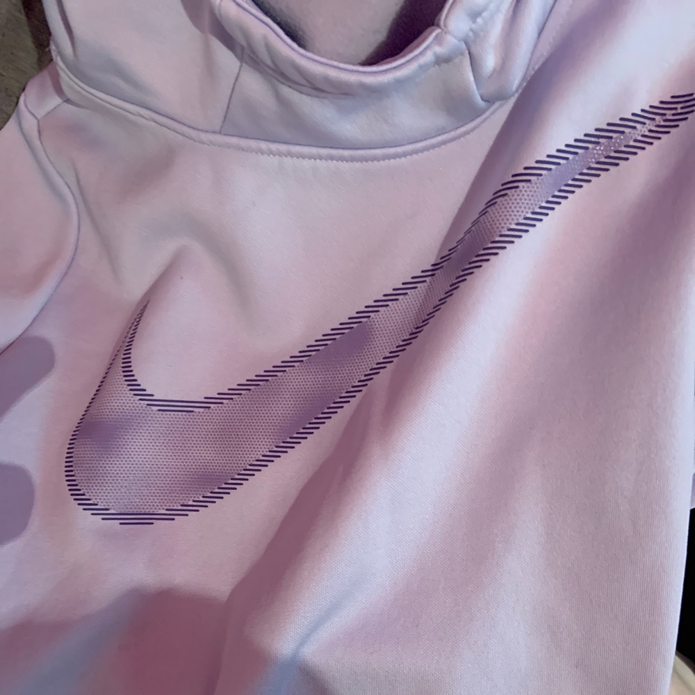 A Nike pullover jacket or sweatshirt
